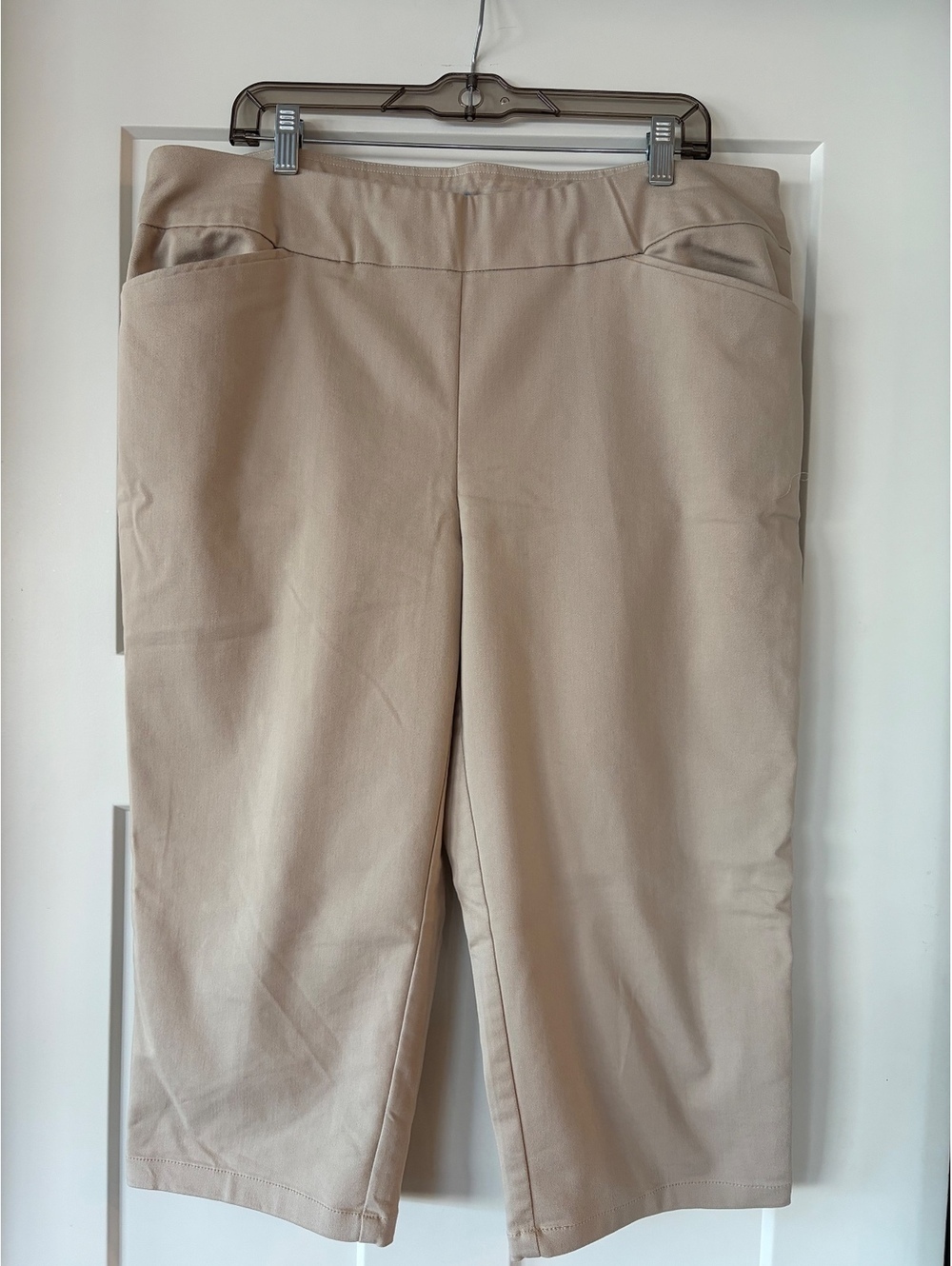 Croft & Barrow Effortless Stretch Capri — Tan, Size 16 Regular